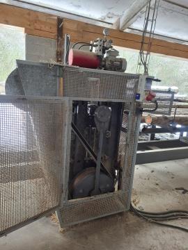 Bandsåg Trak-met PRU 570/8 |  Sågningsteknik | Träbearbetningsmaskiner | Drekos Made s.r.o